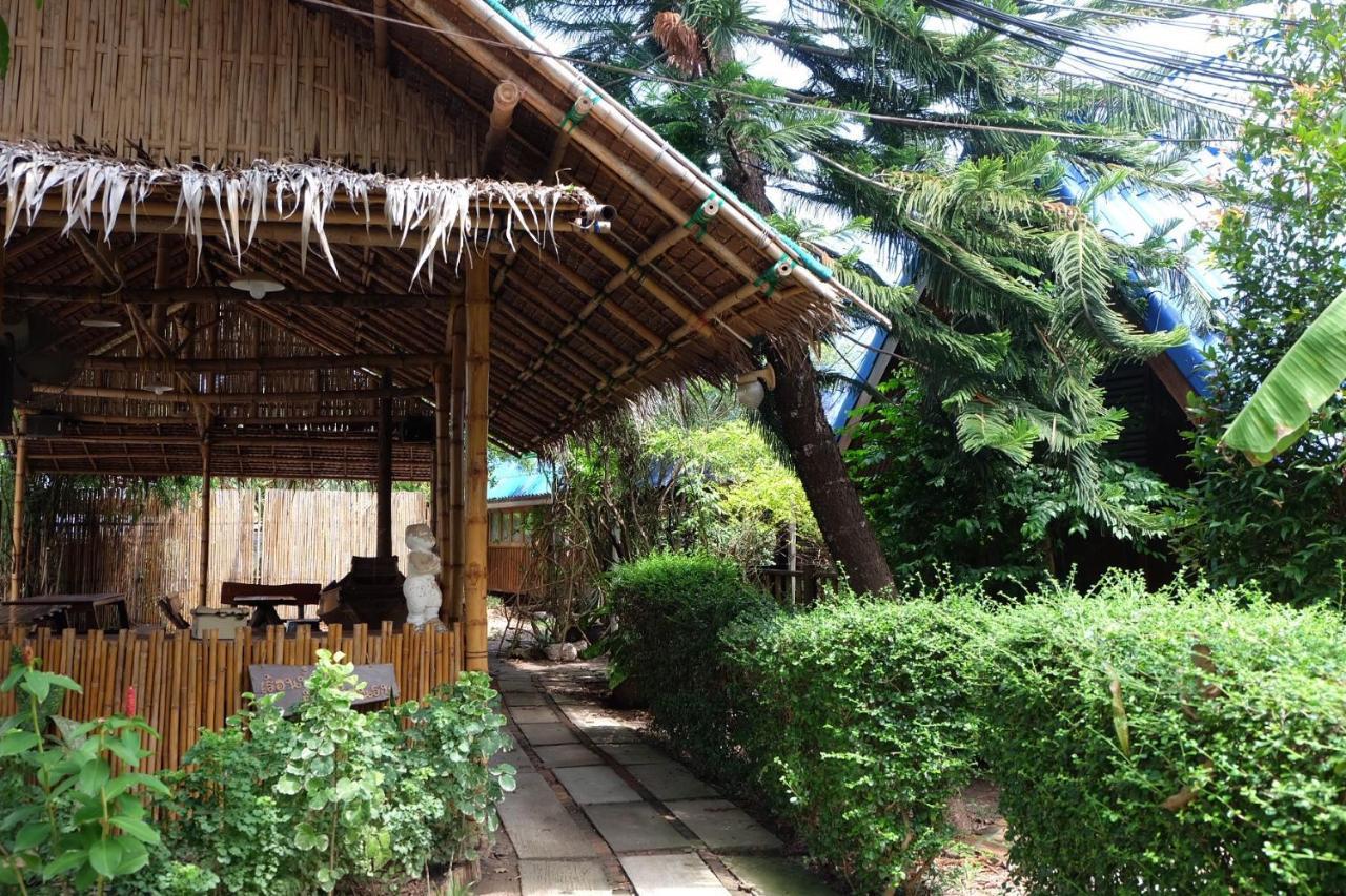 Ruennamyen Resort Amphawa Samut Songkhram Buitenkant foto