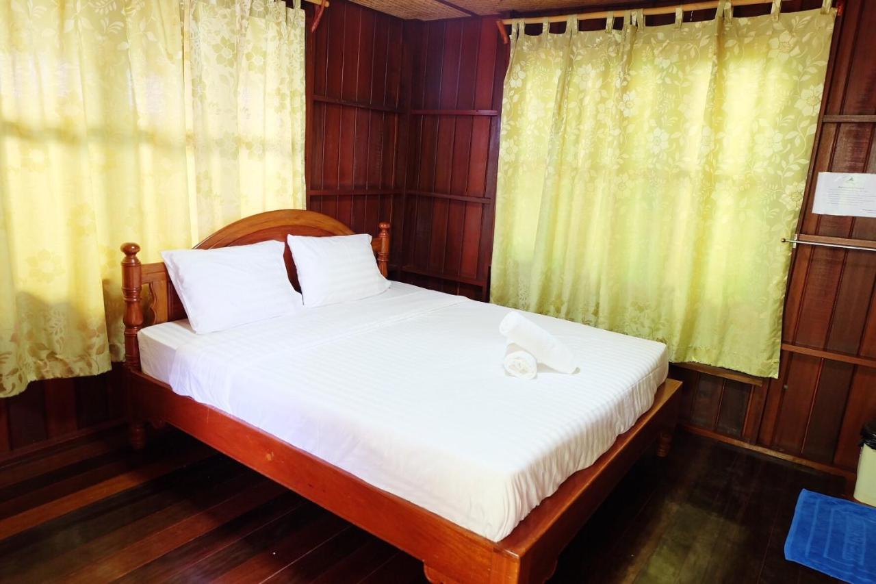 Ruennamyen Resort Amphawa Samut Songkhram Buitenkant foto