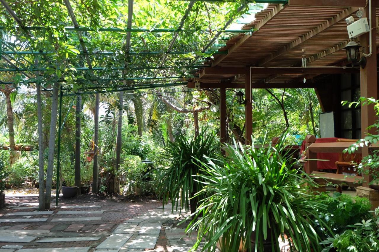 Ruennamyen Resort Amphawa Samut Songkhram Buitenkant foto