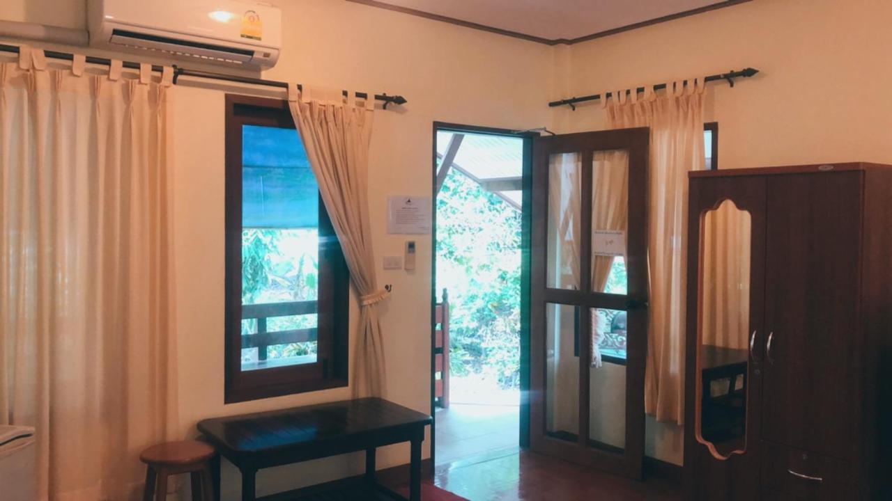 Ruennamyen Resort Amphawa Samut Songkhram Buitenkant foto
