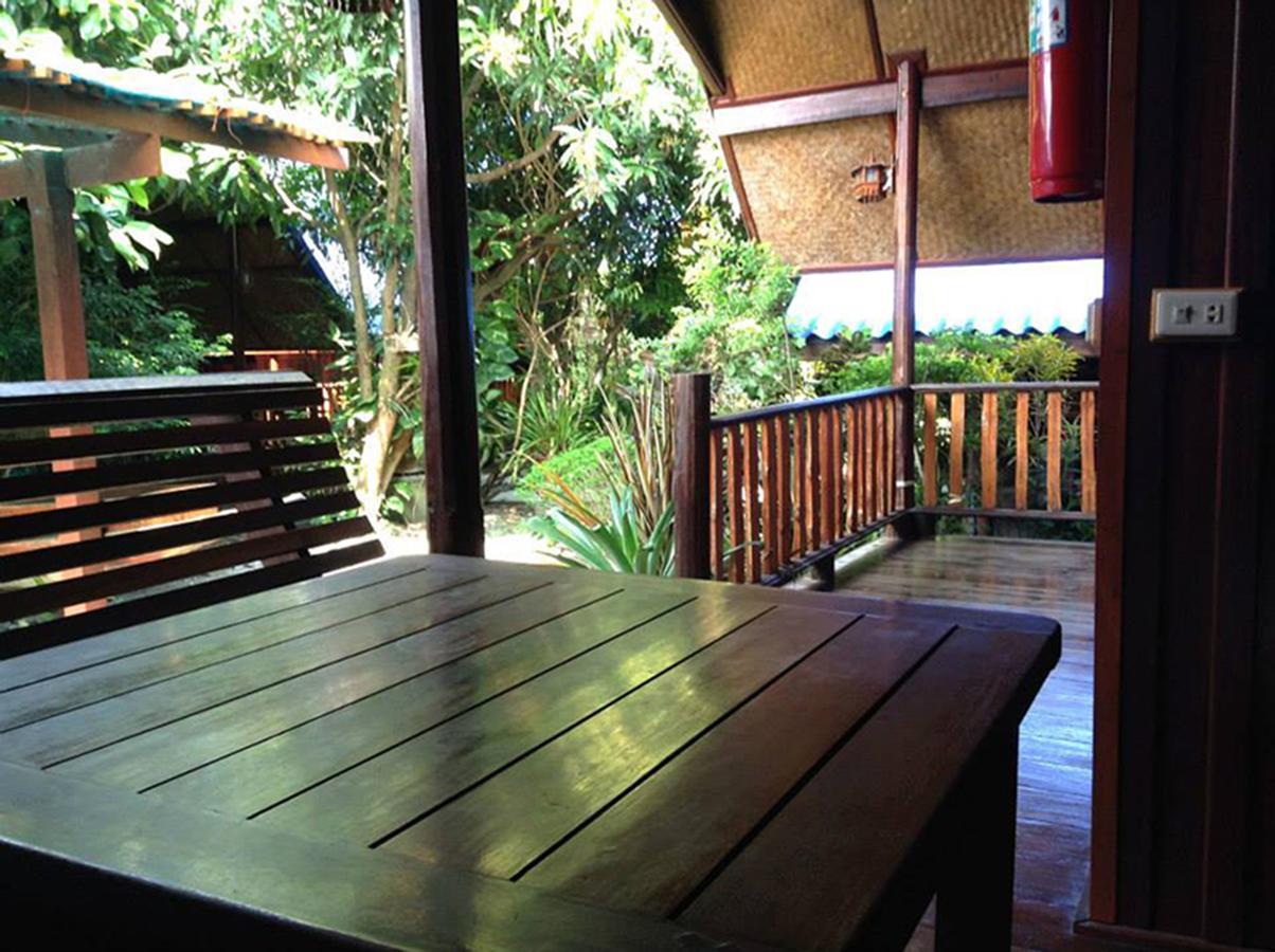 Ruennamyen Resort Amphawa Samut Songkhram Buitenkant foto