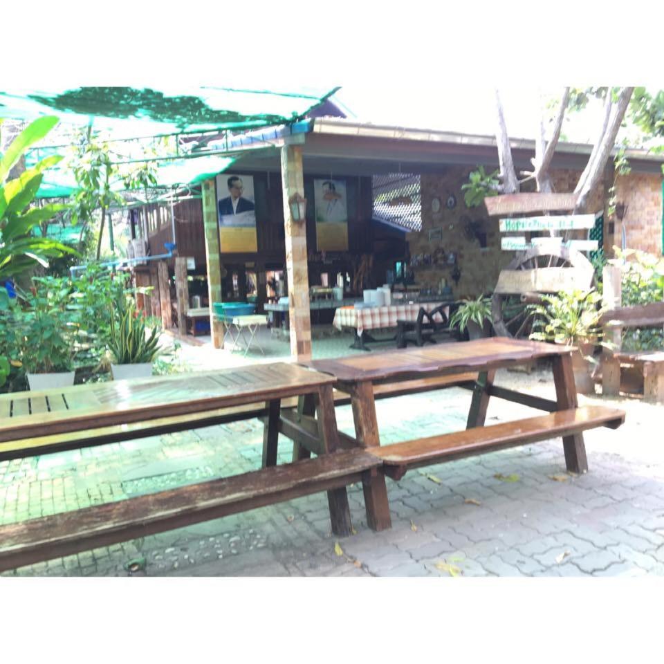 Ruennamyen Resort Amphawa Samut Songkhram Buitenkant foto