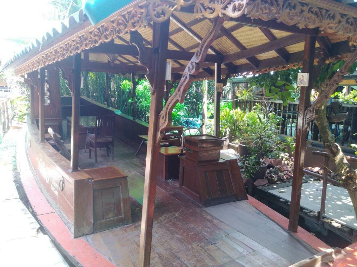Ruennamyen Resort Amphawa Samut Songkhram Buitenkant foto